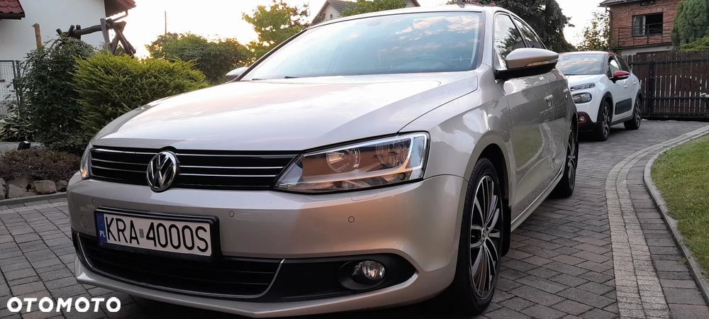 Volkswagen Jetta 2.0 TSI Highline DSG - 25