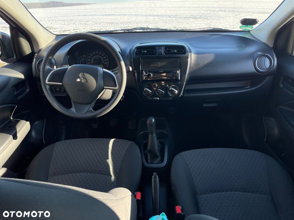 Mitsubishi Space Star - 11