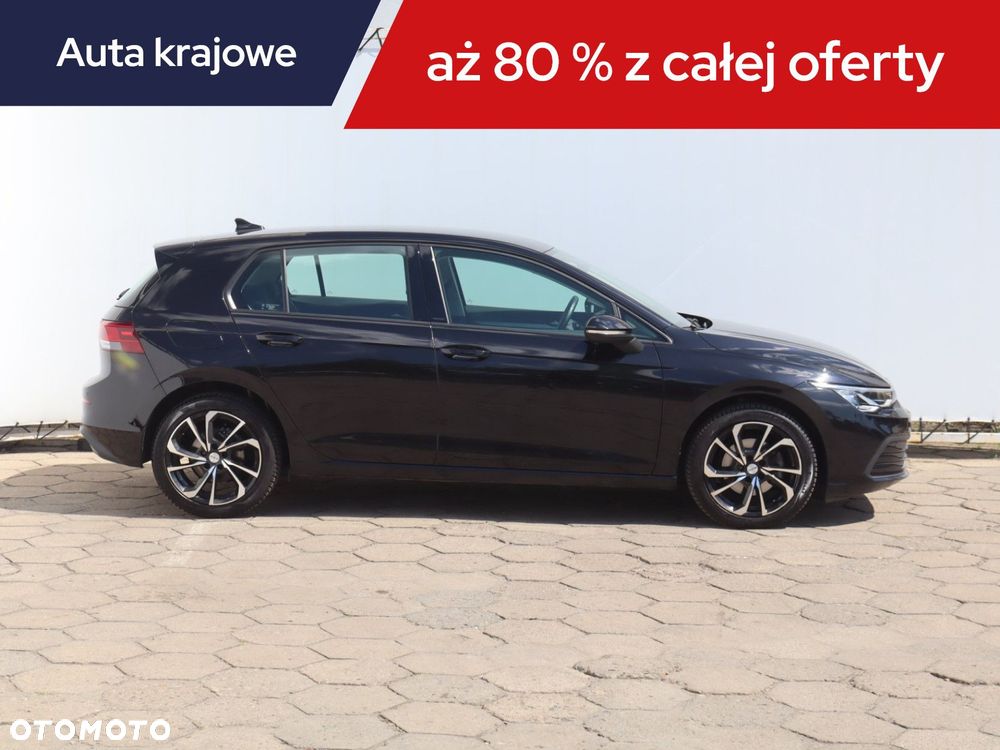 Volkswagen Golf - 8