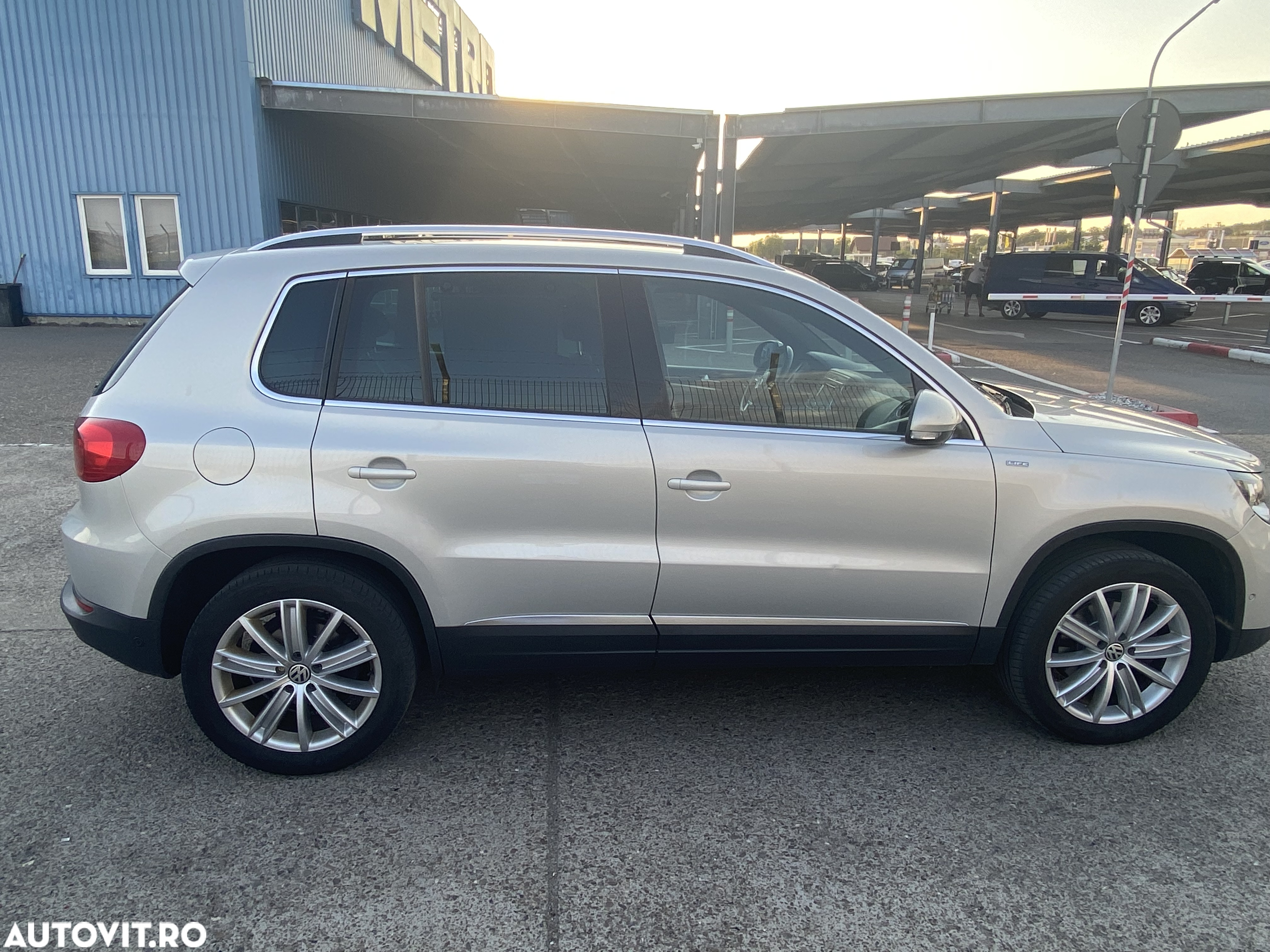 Volkswagen Tiguan 2.0 TDI DPF 4Motion BlueMotion Technology DSG Life - 6