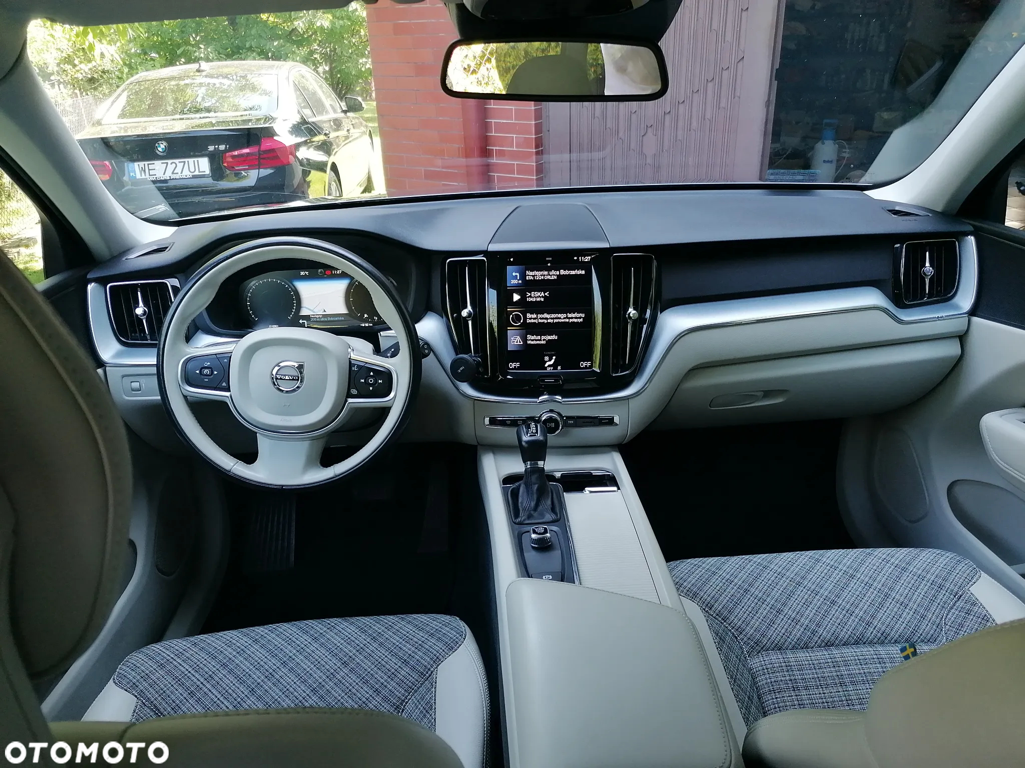 Volvo XC 60 D4 AWD Momentum - 24