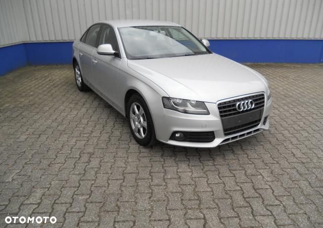 Audi A4 Limousine