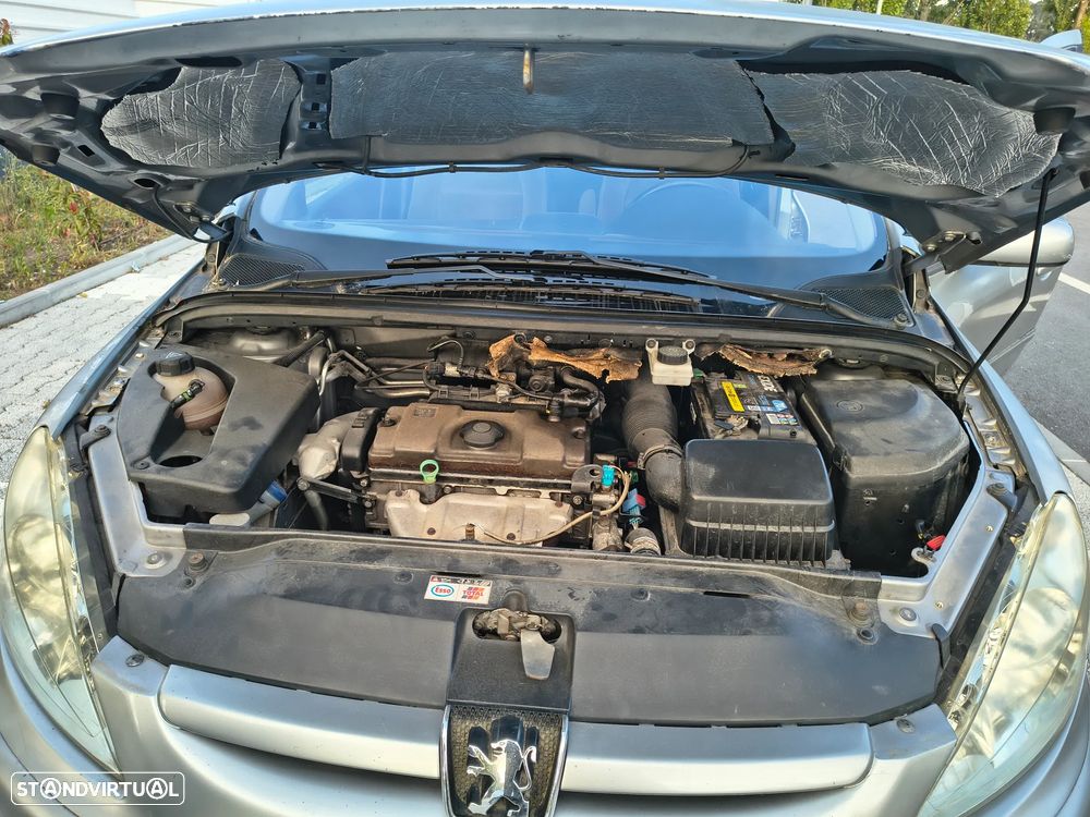Peugeot 307 1.4 XR - 11