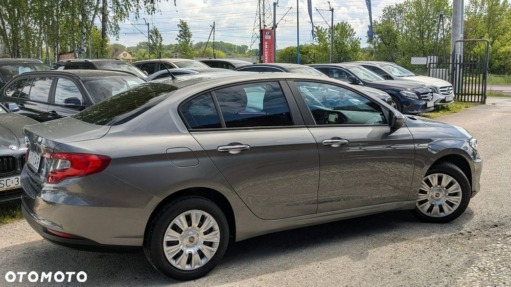 Fiat Tipo 1.4 16V Easy - 13