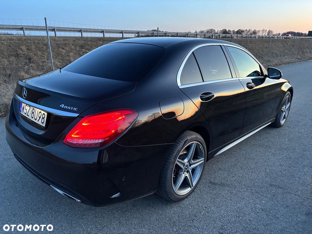 Mercedes-Benz Klasa C 200 4-Matic 9G-TRONIC - 3