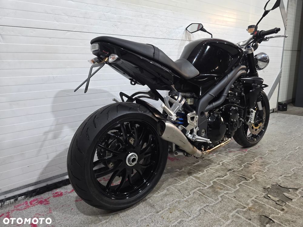 Triumph Speed Triple - 16