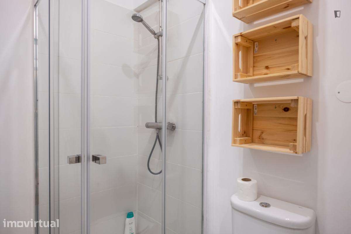 Quarto - localizado em Ajuda Lisbon - Grande imagem: 5/7