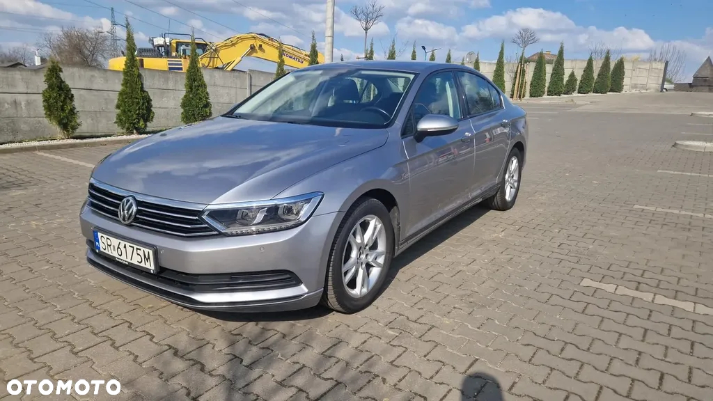 Volkswagen Passat 2.0 TDI SCR Trendline - 2