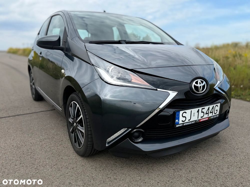 Toyota Aygo x-clusiv - 2