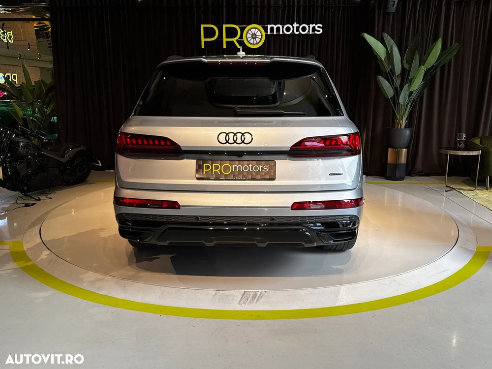 Audi Q7 3.0 50 TDI quattro Tiptronic MHEV S Line - 6