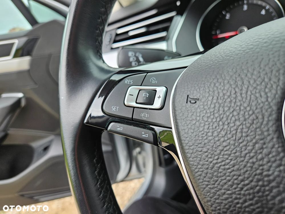 Volkswagen Passat 2.0 TDI BMT Comfortline DSG7 - 20