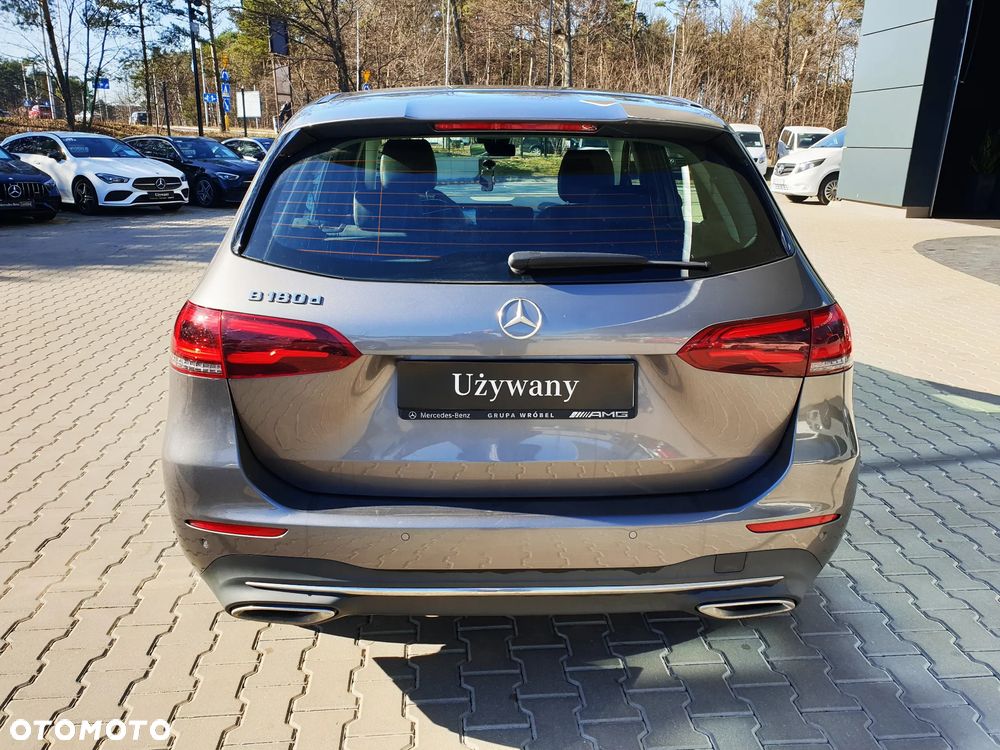 Mercedes-Benz Klasa B 180 d Progressive 8G-DCT - 7