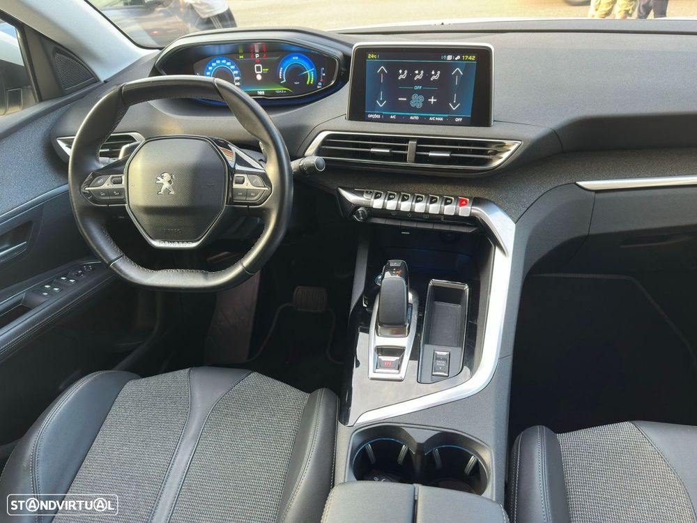 Peugeot 3008 - 8