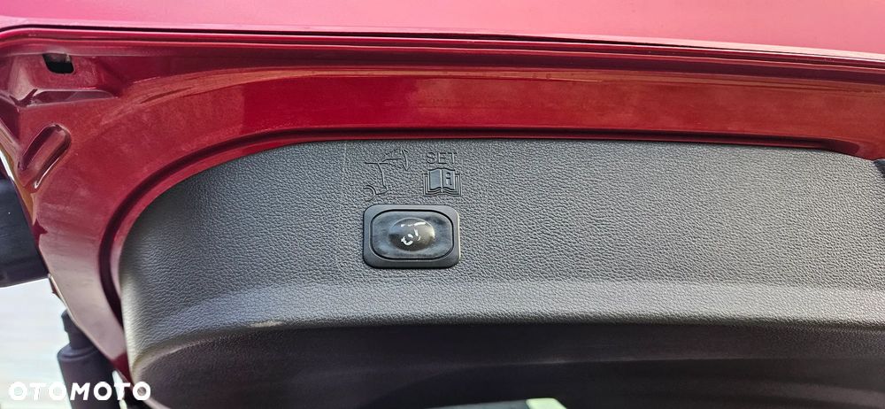 Ford Kuga 2.0 TDCi 4x2 ST-Line - 34