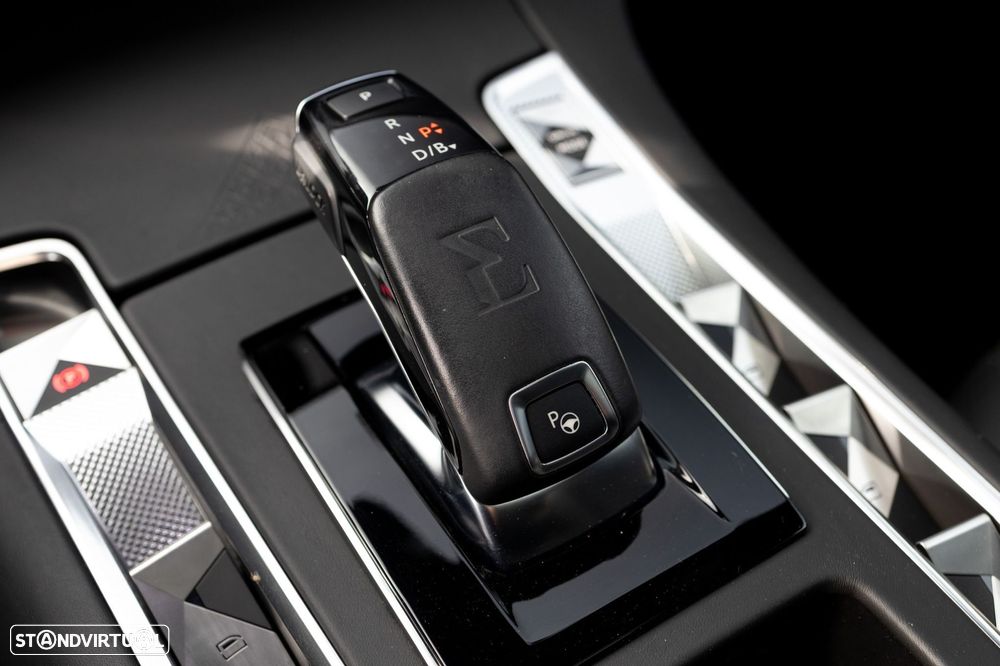 DS DS7 Crossback E-Tense Performance Line EAT8 - 35