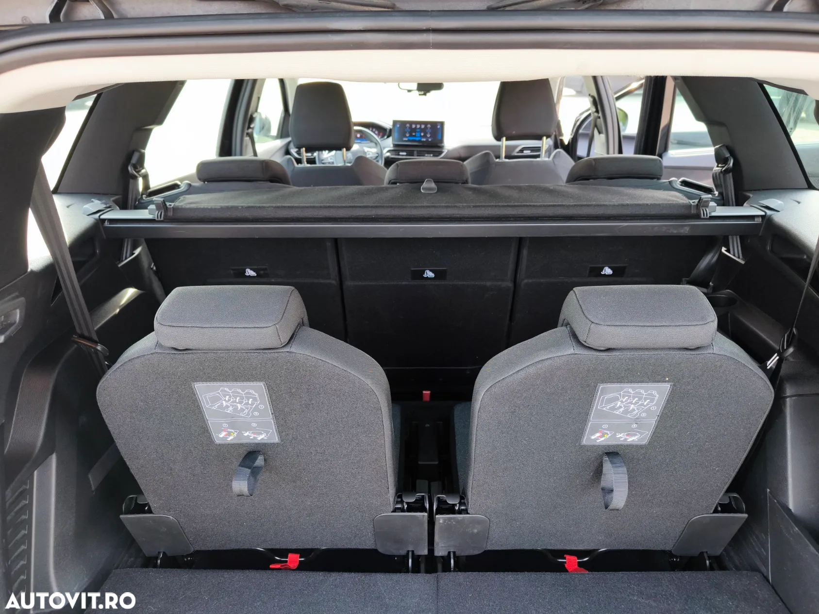 Peugeot 5008 1.2 Puretech Allure Aut. - 24