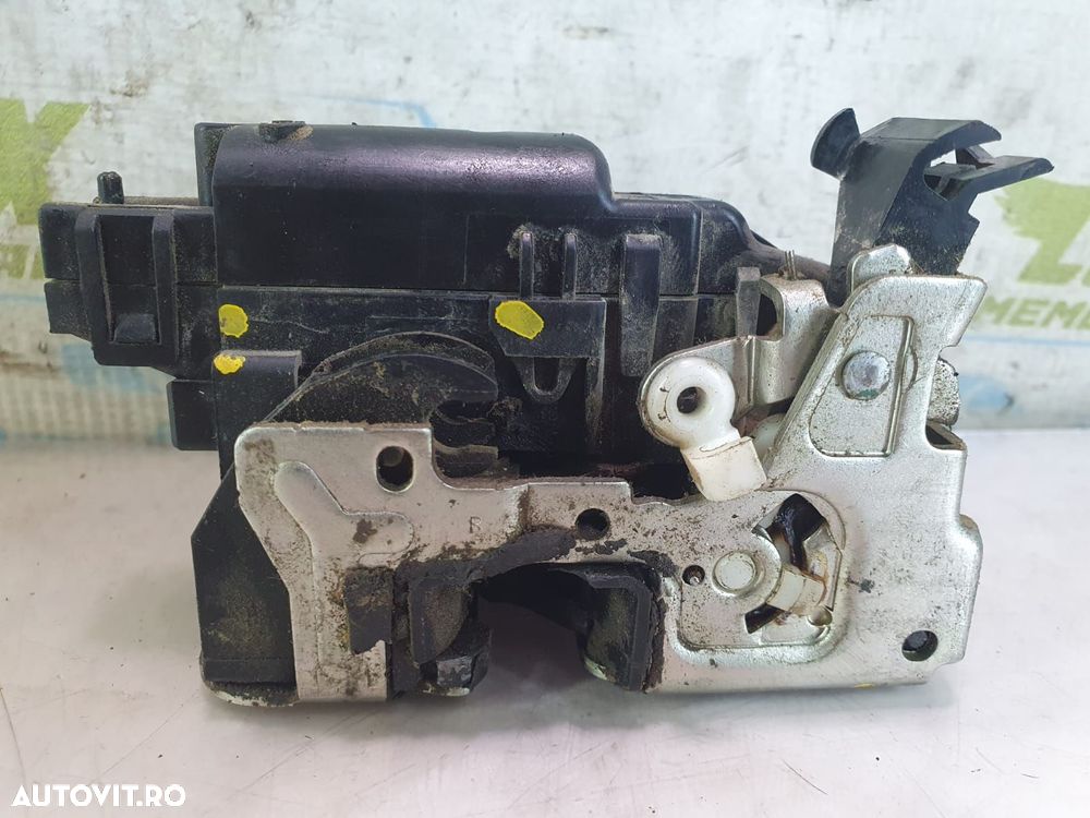 Broasca dreapta fata Dacia Duster 1 [facelift] [2013 - 2017] 1.5 dci - 2