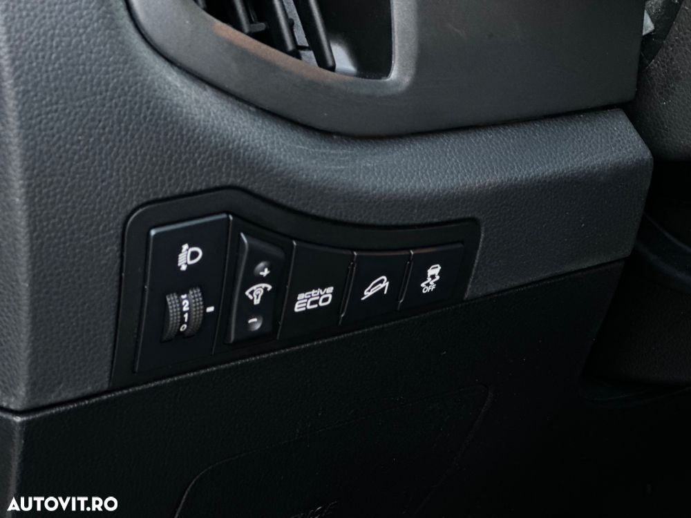 Kia Sportage 2.0 CRDI AWD Aut. Dream-Team Edition - 21