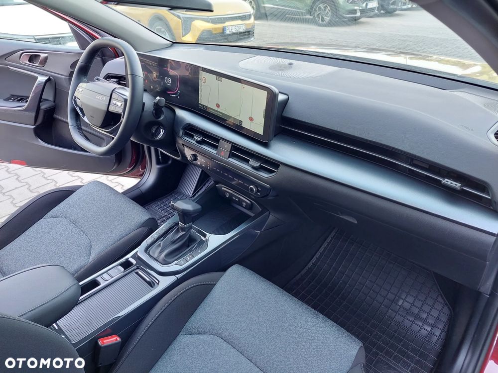 Kia XCeed - 24