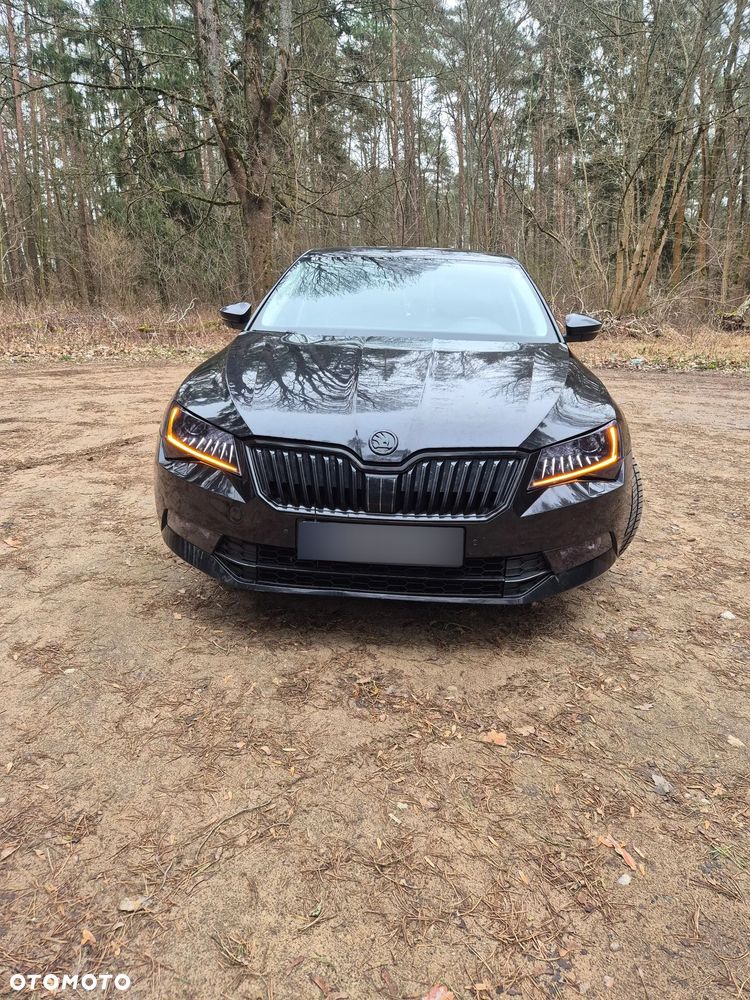 Skoda Superb 2.0 TDI 4x4 L&K DSG - 1