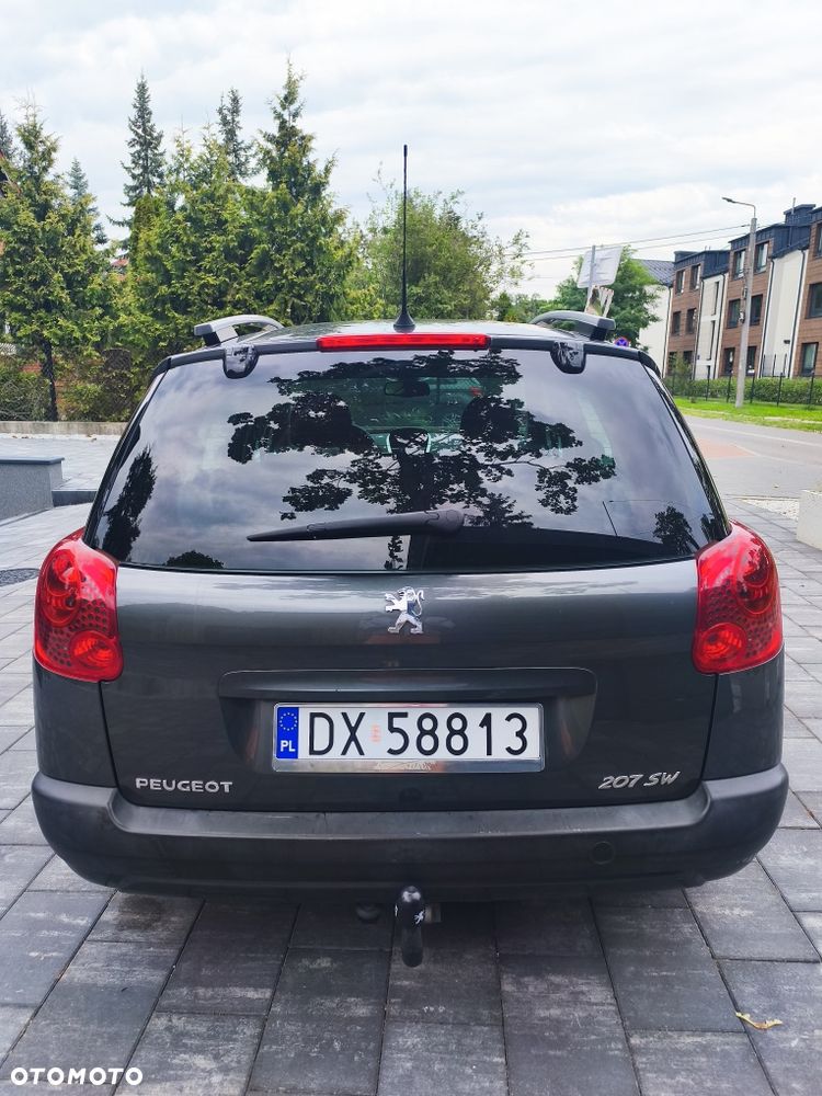 Peugeot 207 - 4
