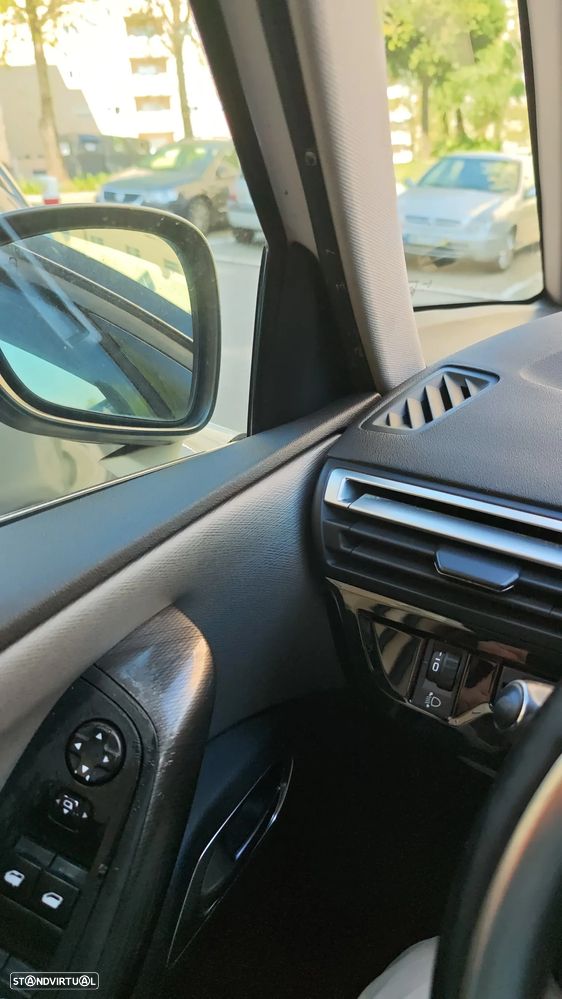 Citroën C4 Picasso 1.6 e-HDi Exclusive - 15