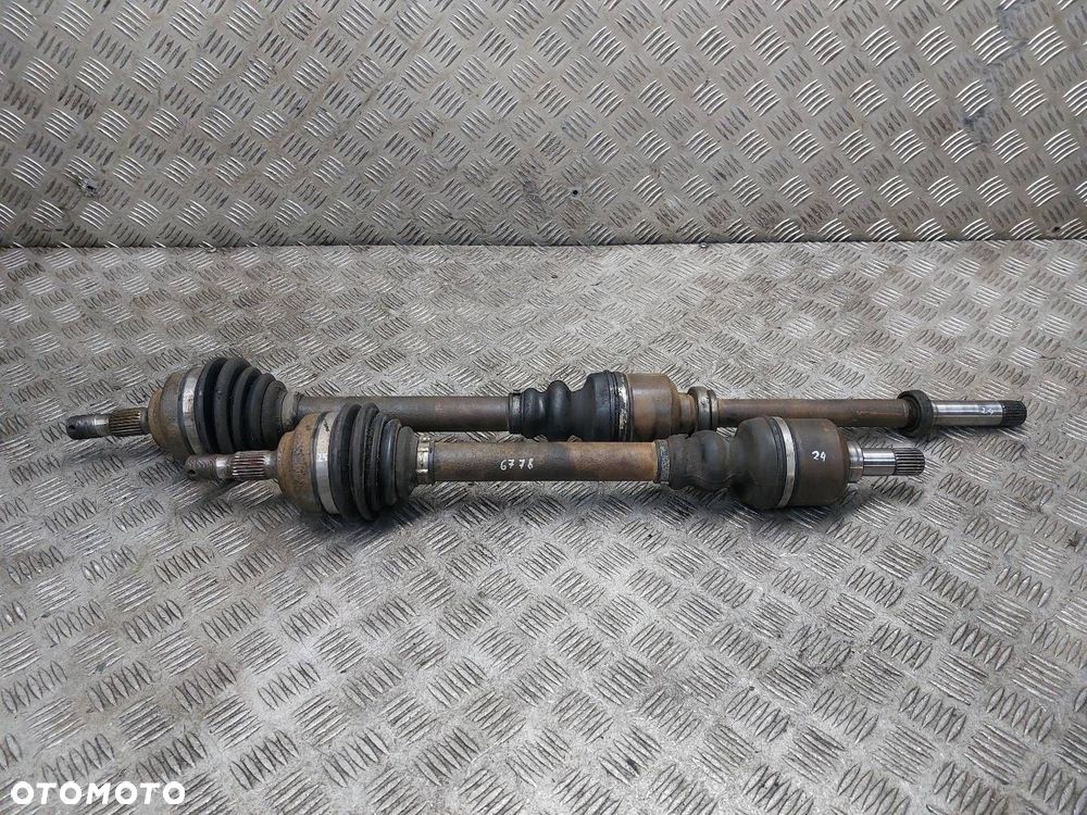 PÓŁOŚ LEWY PRZÓD + PRAWY PRZÓD 5B CITROEN C5 I 2.0 16V - 1