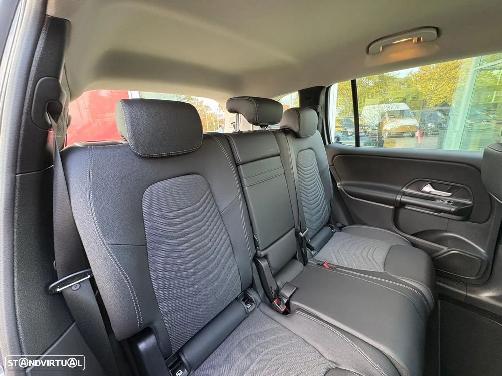Mercedes-Benz GLB 180 d - 9