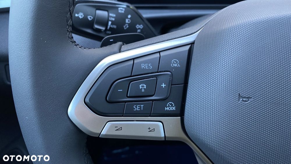 Volkswagen T-Roc 1.5 TSI Life DSG - 11