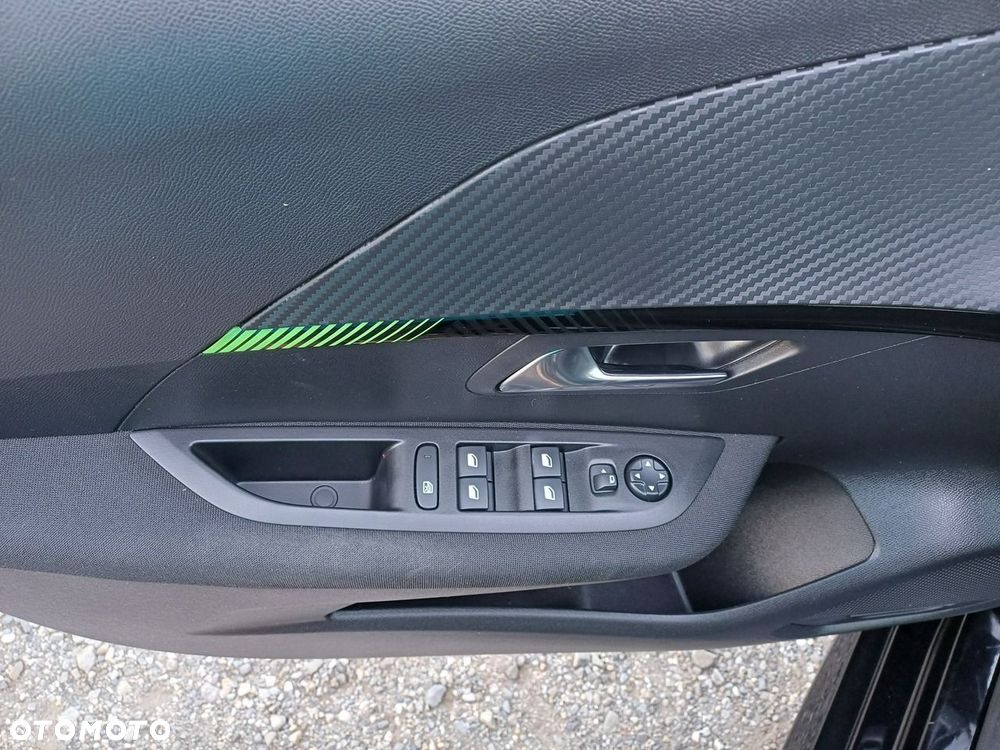 Peugeot 208 Hybrid 136 e-DSC6 Allure - 16