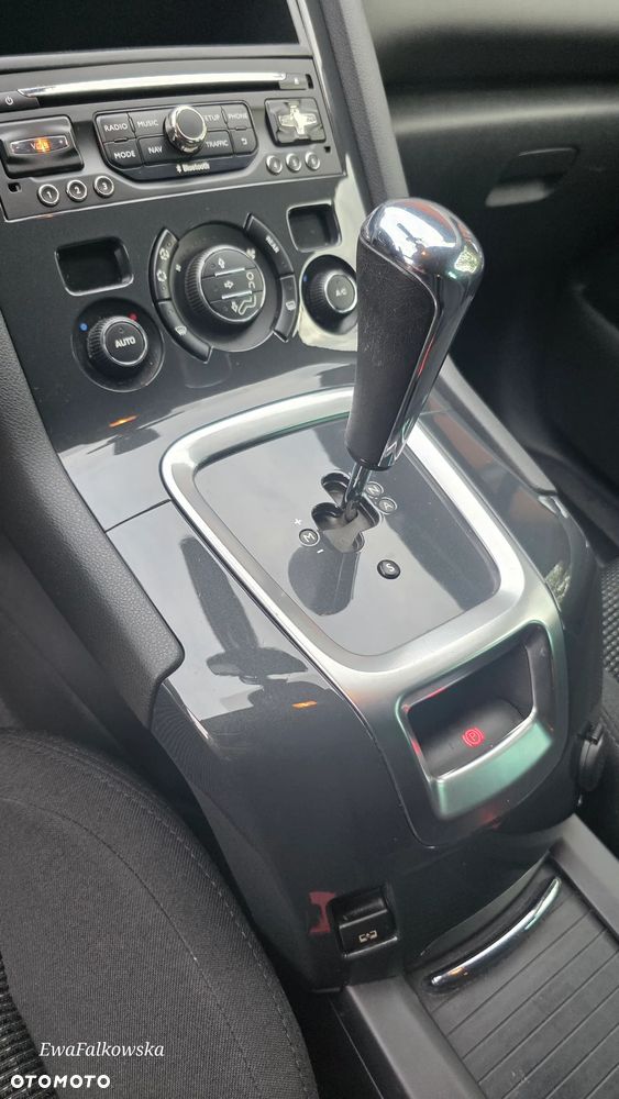 Peugeot 5008 e-HDI 115 ETG6 Stop&Start Active - 3