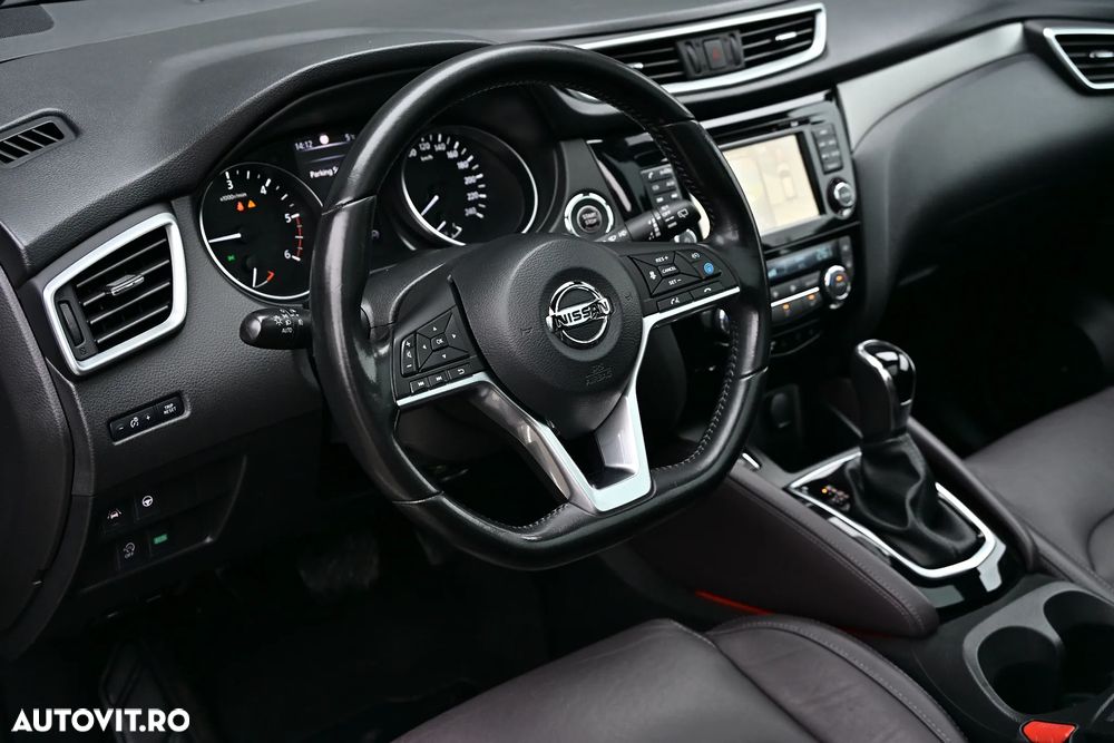 Nissan Qashqai 1.6 DCI Xtronic TEKNA+ - 34