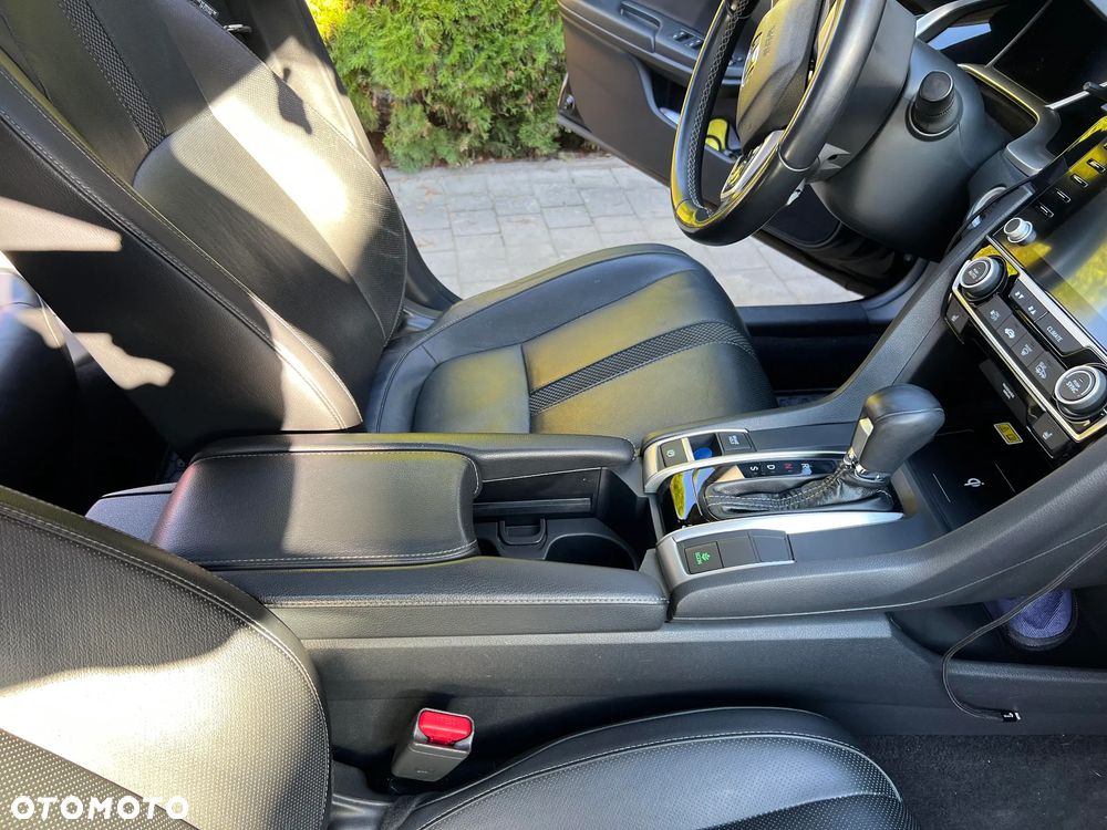 Honda Civic 1.5 T Executive CVT - 25
