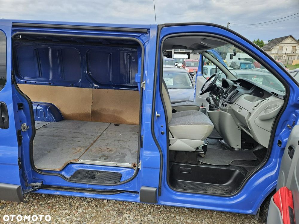 Renault Trafic - 10