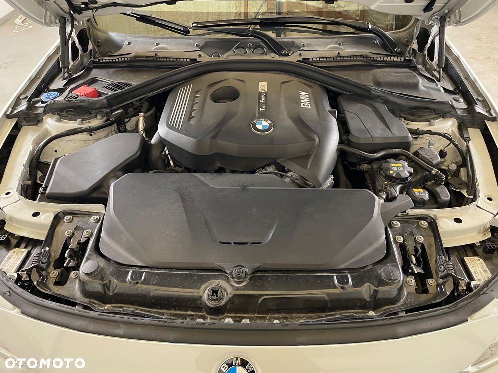 BMW Seria 3 - 2