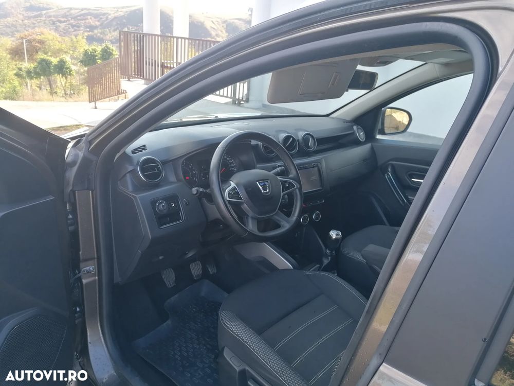 Dacia Duster dCi 110 FAP 4x4 Prestige - 6