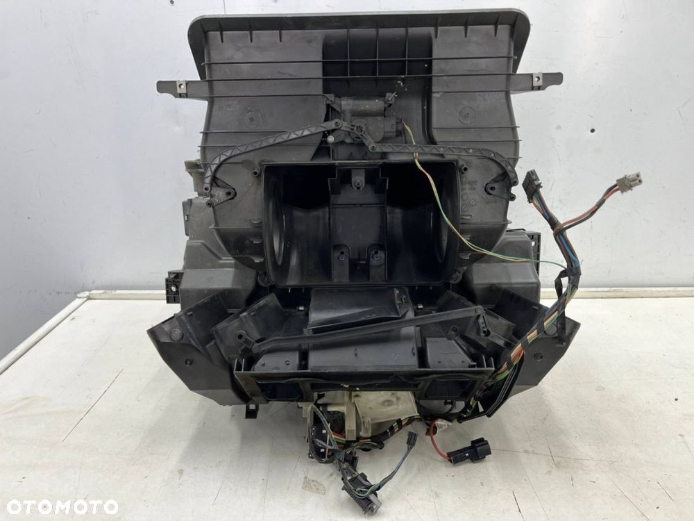 Nagrzewnica Mercedes Vito Viano W639 03-14r.  obudowa chłodnicy wody parownik klimatyzacji - 6