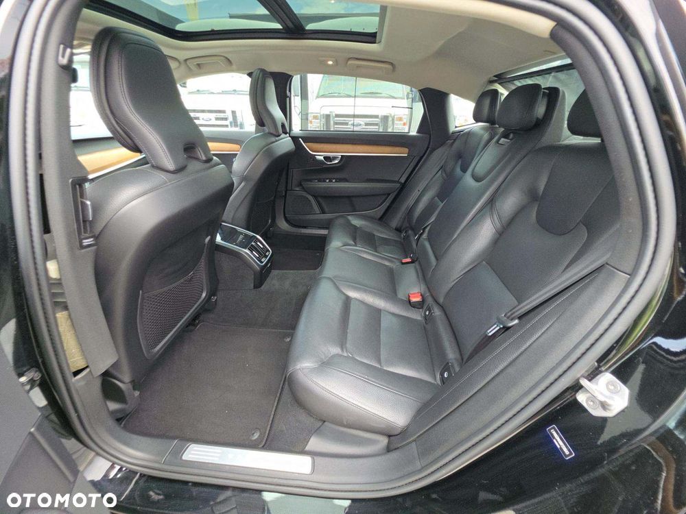 Volvo S90 - 9