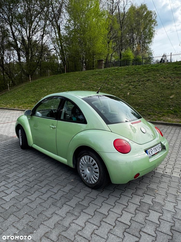 Volkswagen New Beetle - 6