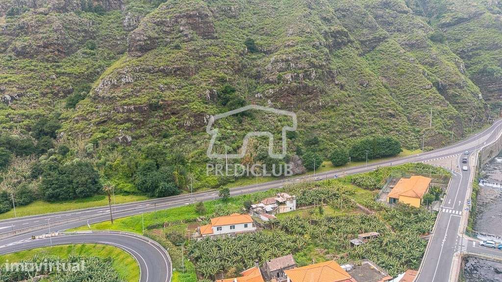 Terreno 1381 m2 com uma parte Urbana - Ribeira Brava - Grande imagem: 4/8