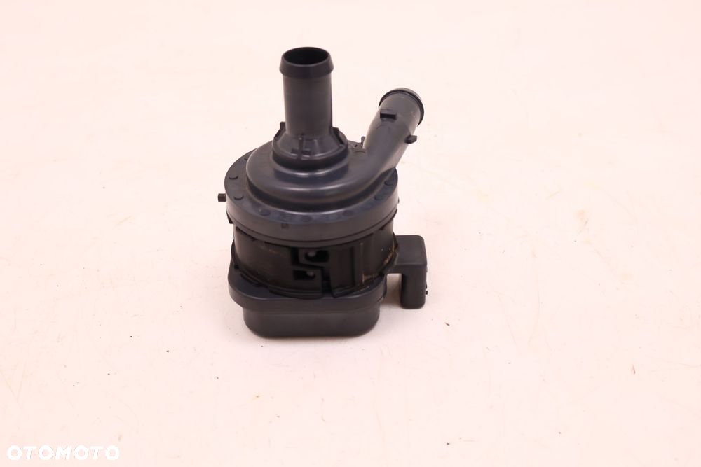 VOLVO XC60 II 2.0 T8 DODATKOWA POMPA WODY 32222252 - 1