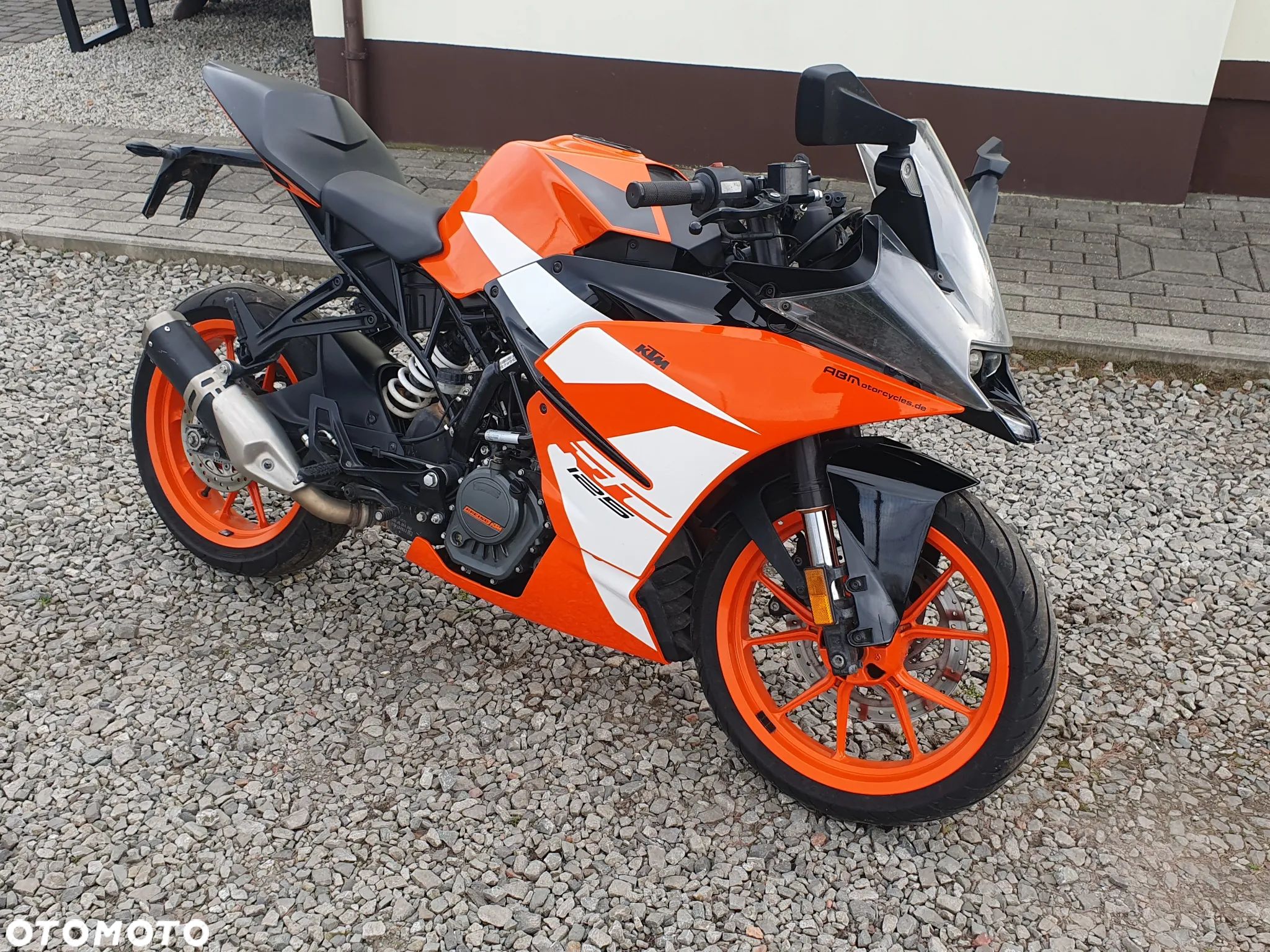 KTM RC 125 - 1