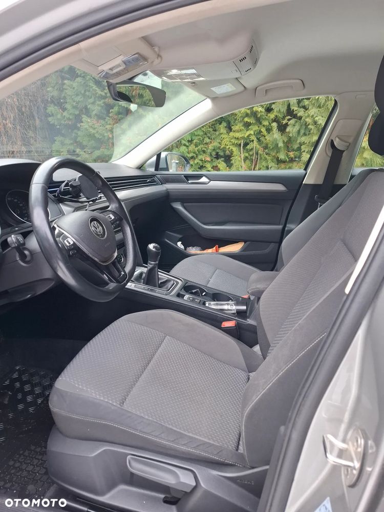 Volkswagen Passat 1.4 TSI BMT ACT Comfortline - 23