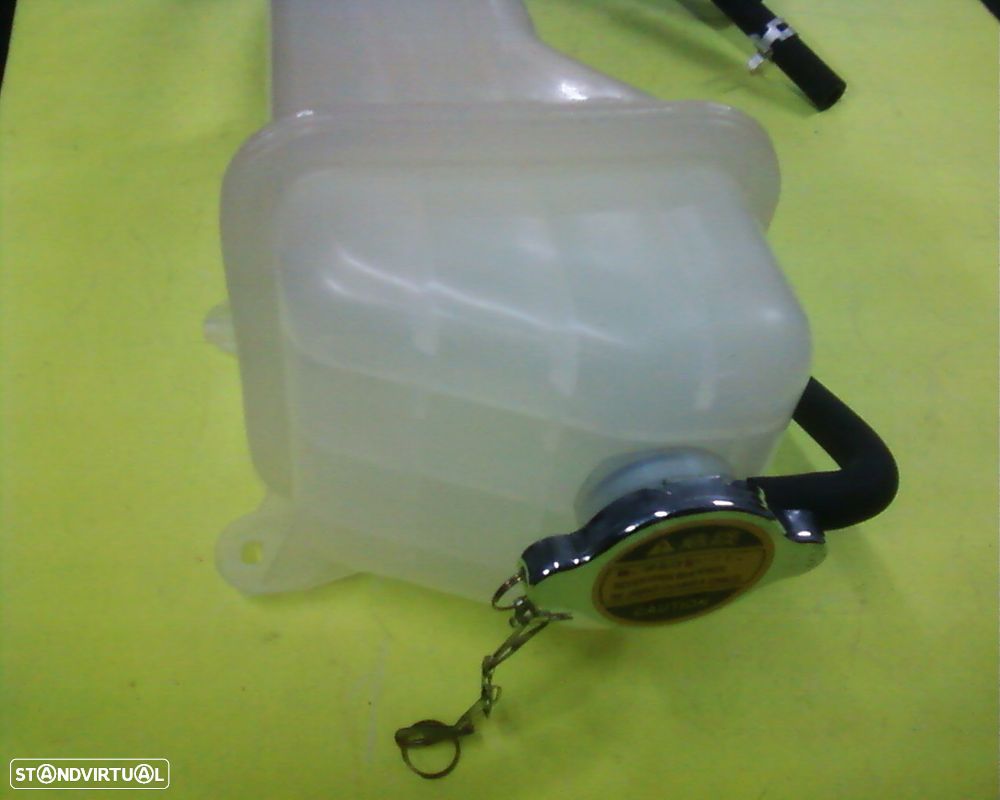 Vaso de expansão Depósito Hyundai H1 motor 2500 Turbo Diesel NOVO - 2
