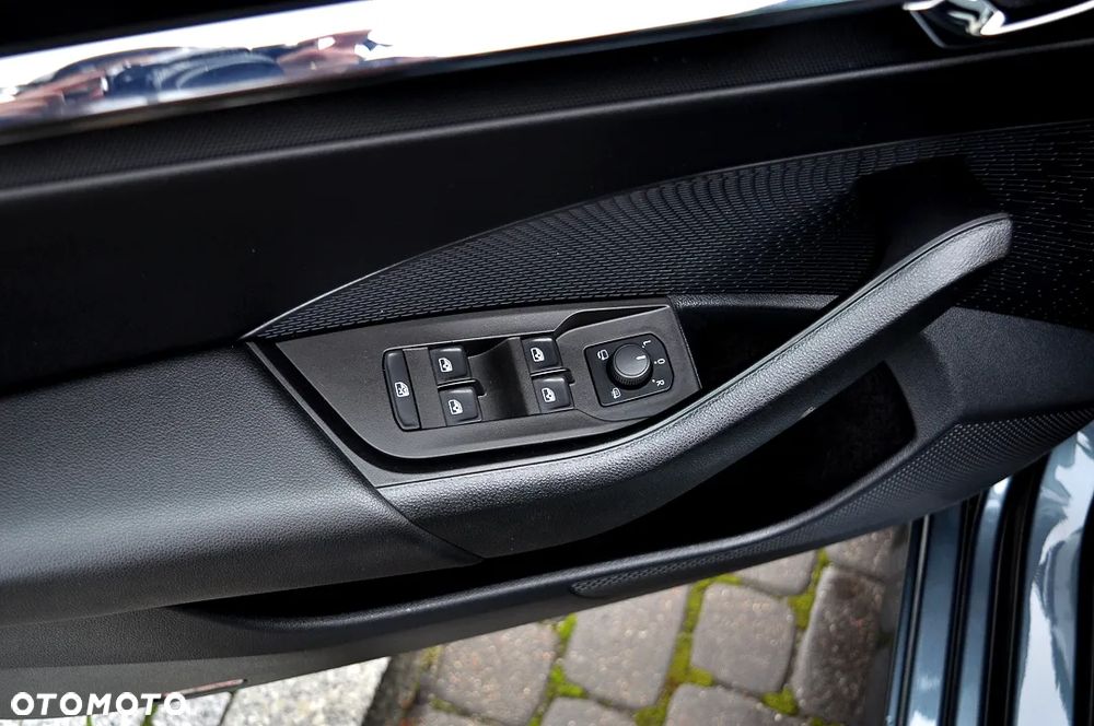 Skoda Octavia 2.0 TDI Style DSG - 29