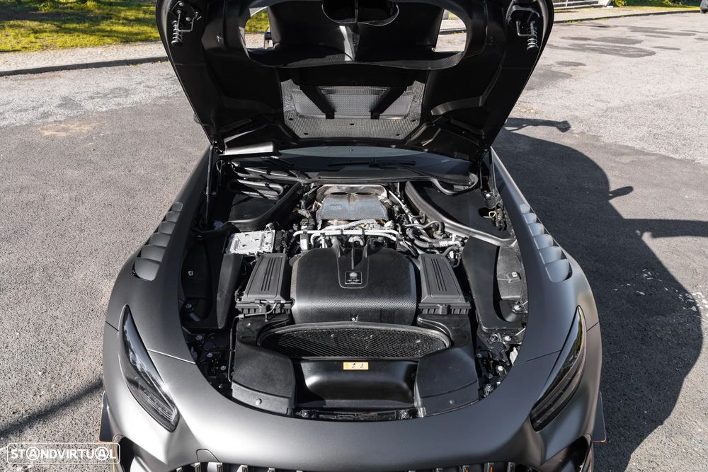 Mercedes-Benz AMG GT Black Series - 16