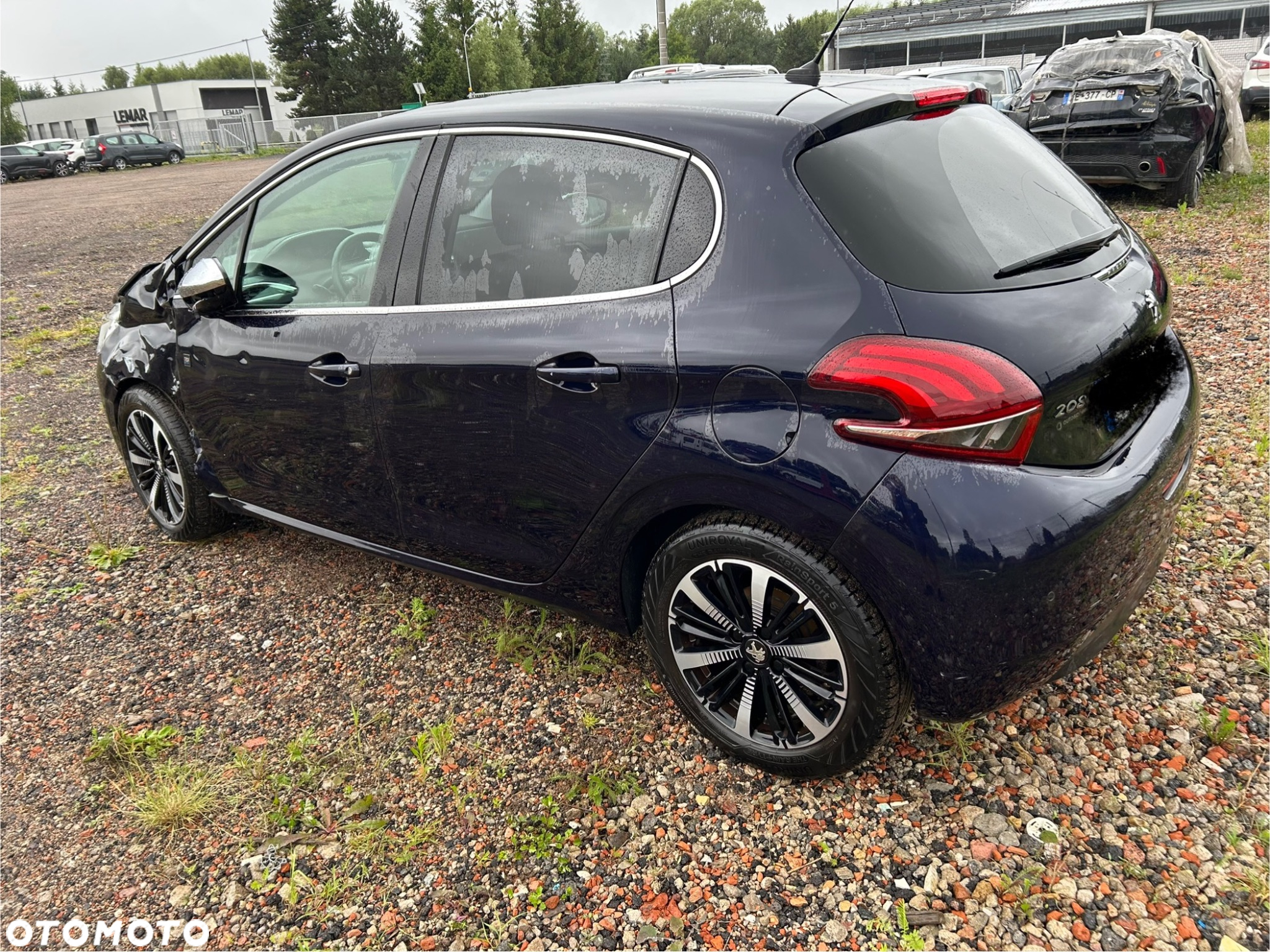 Peugeot 208 - 6