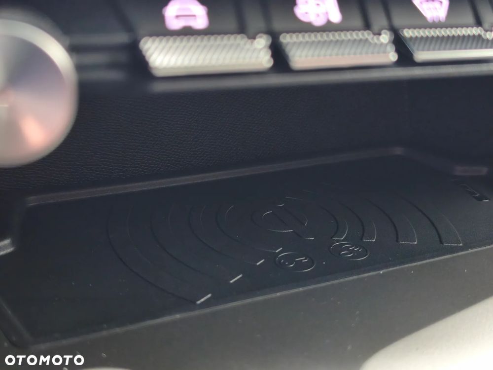 Peugeot 408 1.6 Plug-In Hybrid 225 GT Exclusive e-DCS7 - 25