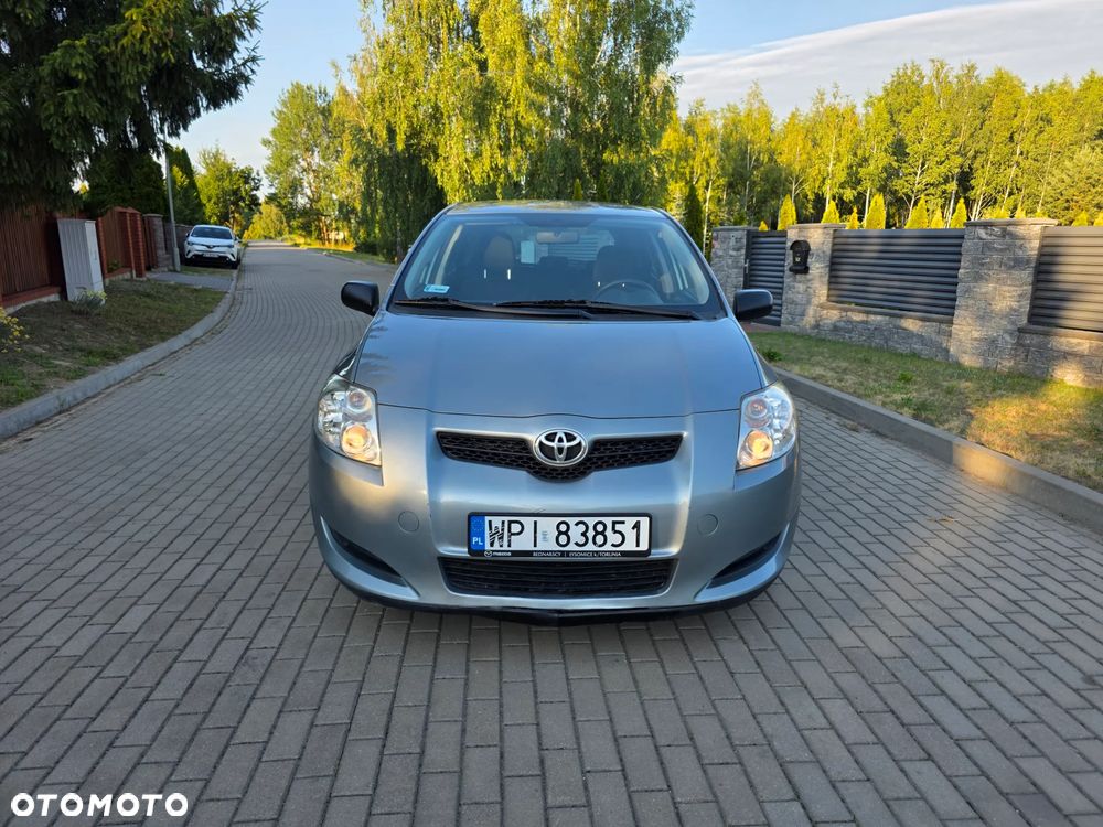 Toyota Auris 1.33 VVT-i Terra - 4