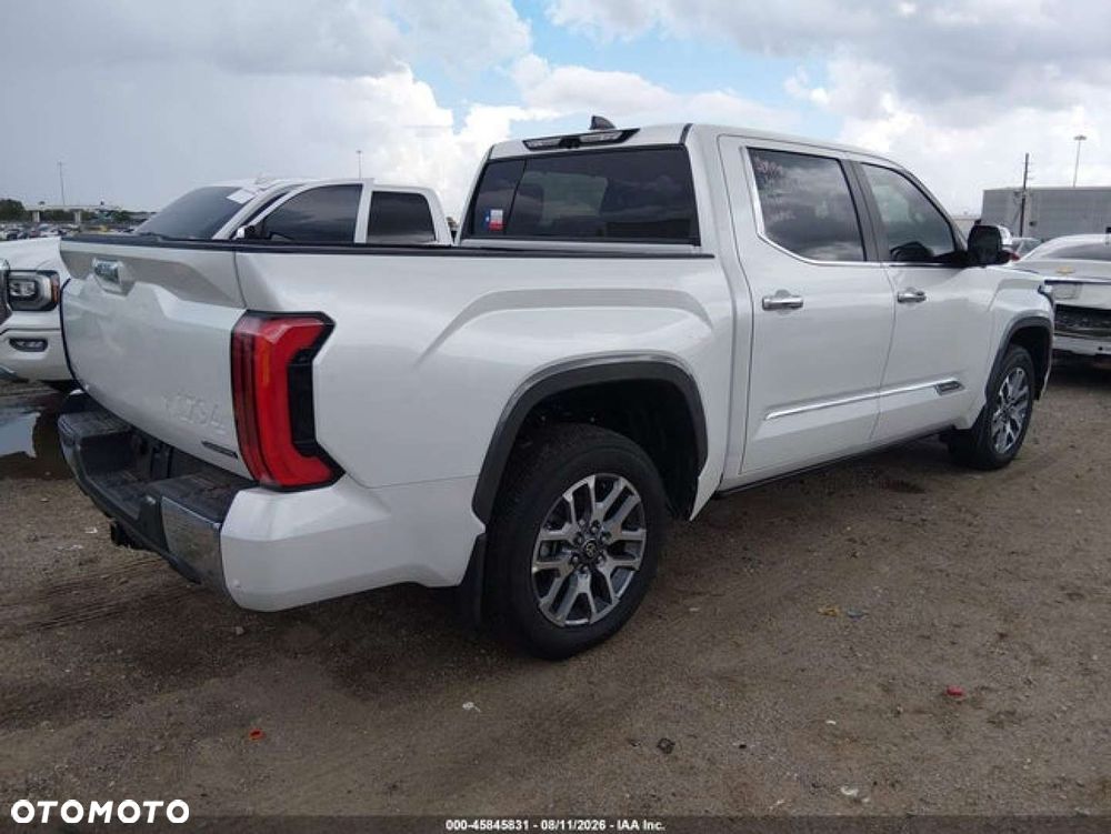 Toyota Tundra - 6